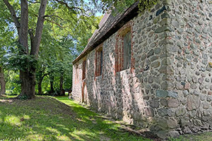 Feldsteinkirche Drechow - Bild vergrößern ...