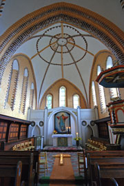 Kirche Marlow - Blick zum Altar